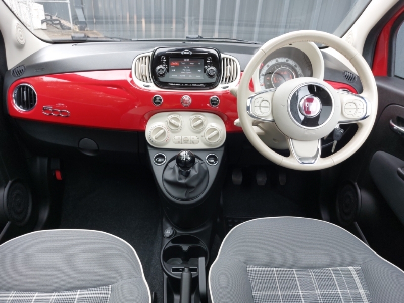 Fiat 500 1.2 Lounge Red #3