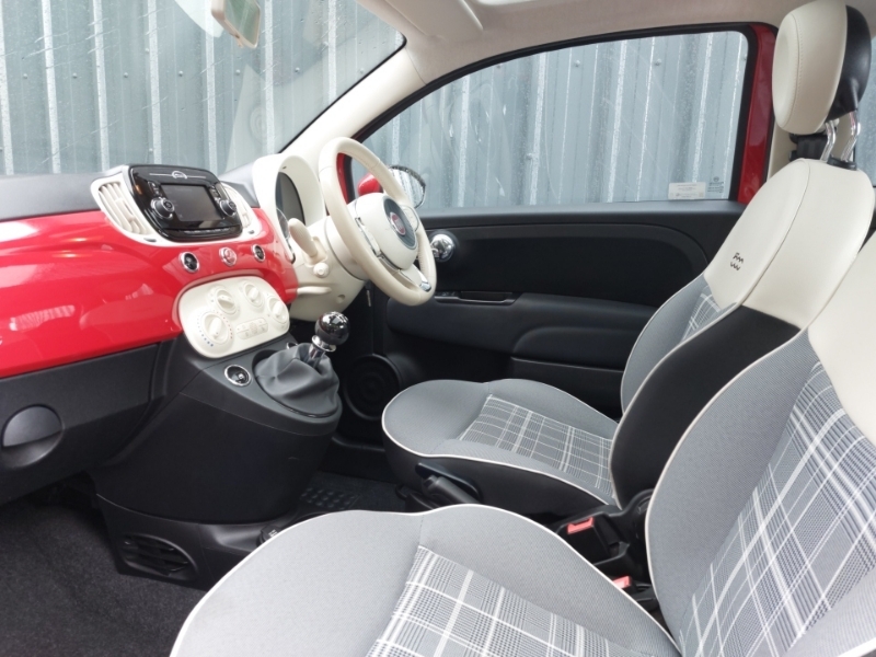 Fiat 500 1.2 Lounge Red #5