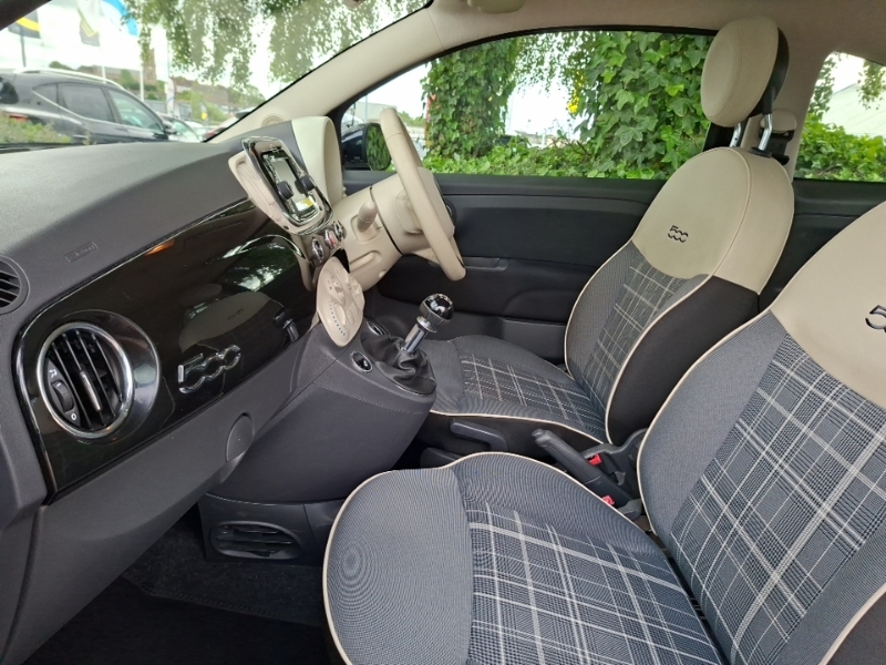 Fiat 500 1.2 Lounge Black #5