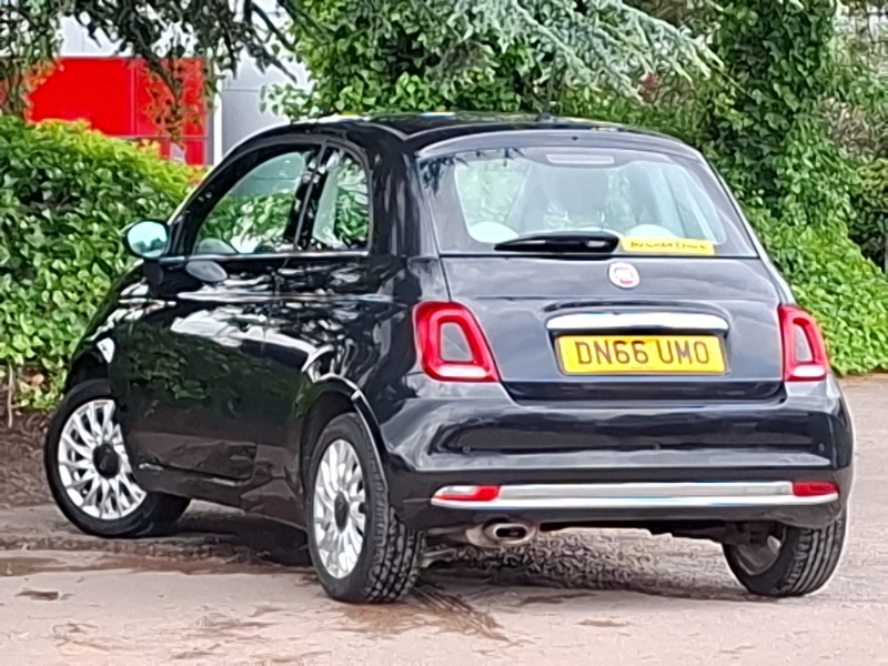 Fiat 500 1.2 Lounge Black #2