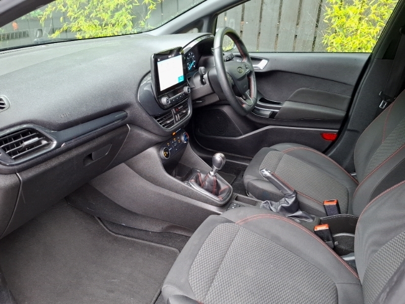 Ford Fiesta 1.0 Ecoboost 125 St-line SH19HZS Black #4