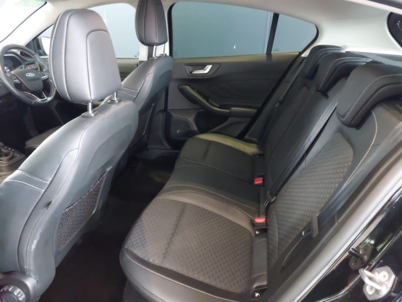 Ford Focus 1.0 Ecoboost 125 Titanium X BL69TBZ Black #6