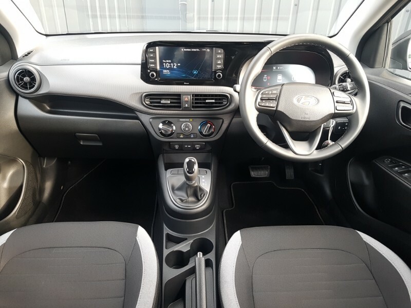 Hyundai I10 1.0 63 Advance Nav Black #3