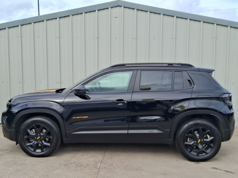 Jeep Avenger 1.2 E-awd E-hybrid The North Face Dct Black #4