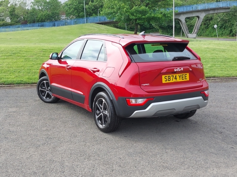 Kia Niro 1.6 Gdi 127 Hybrid 2 Nav Dct Red #2