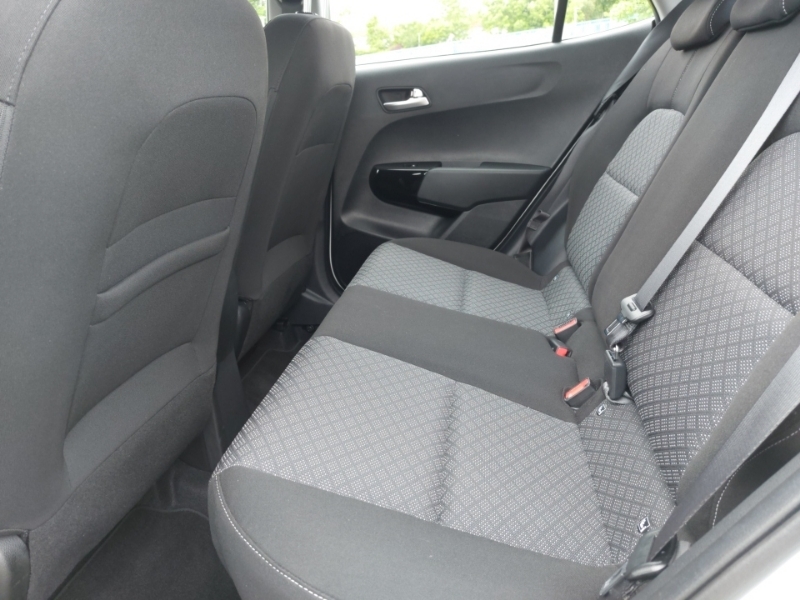 Kia Picanto 1.0 Pure White #6