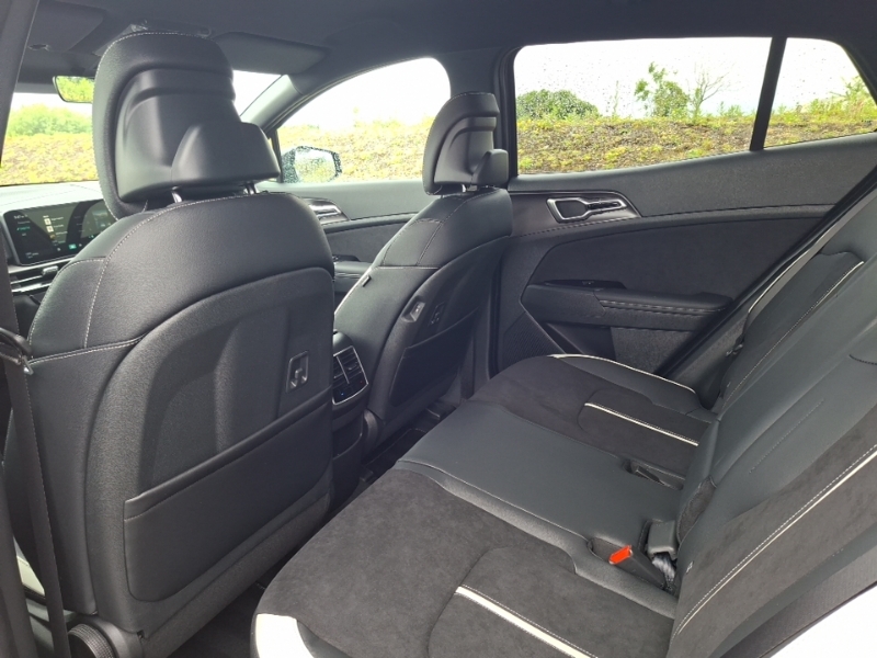 Kia Sportage 1.6T Gdi Hev Gt-line SB26RYM Black #6