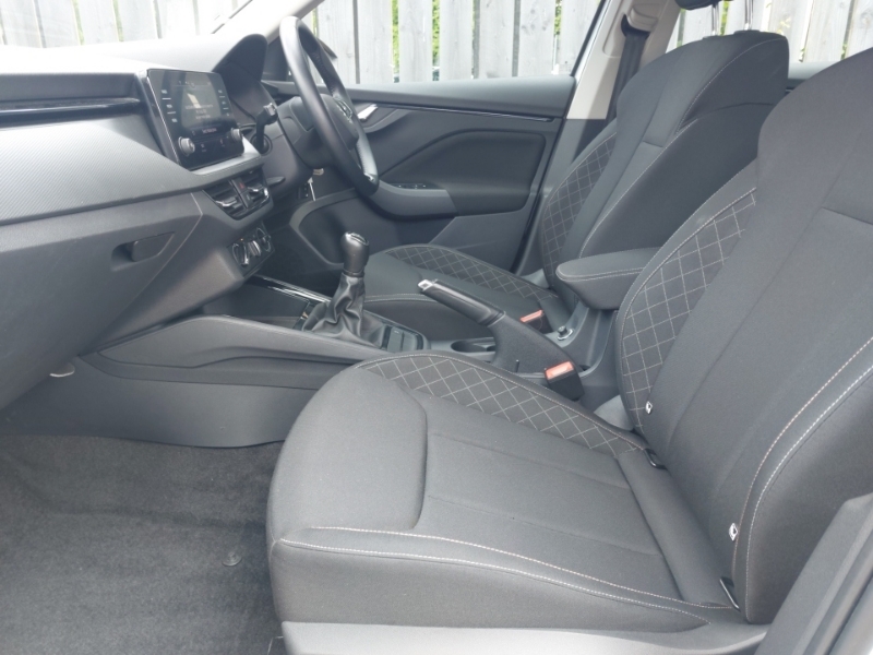 Skoda Kamiq 1.0 Tsi 95 Se White #5