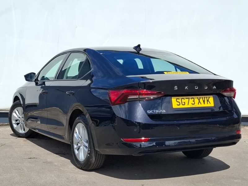 Skoda Octavia 1.5 Tsi Se Technology Black #2