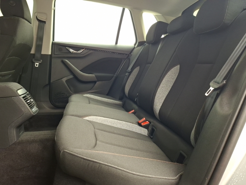Skoda Kamiq 1.0 Tsi 95 Se Edition AE75VZT Silver #6