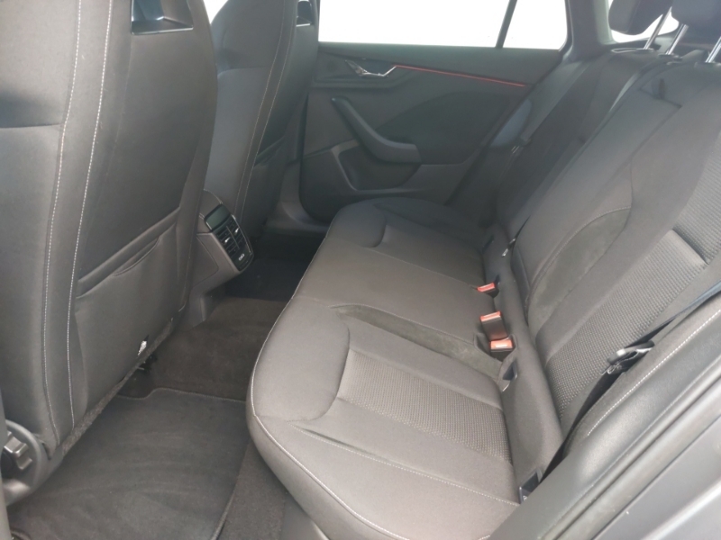 Skoda Kamiq 1.0 Tsi Design Edition Dsg Grey #6