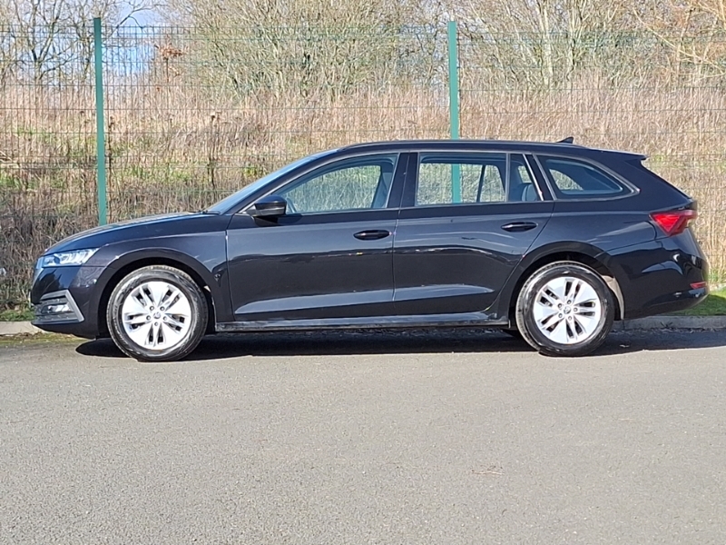Skoda Octavia 1.0 Tsi Se Technology Black #5