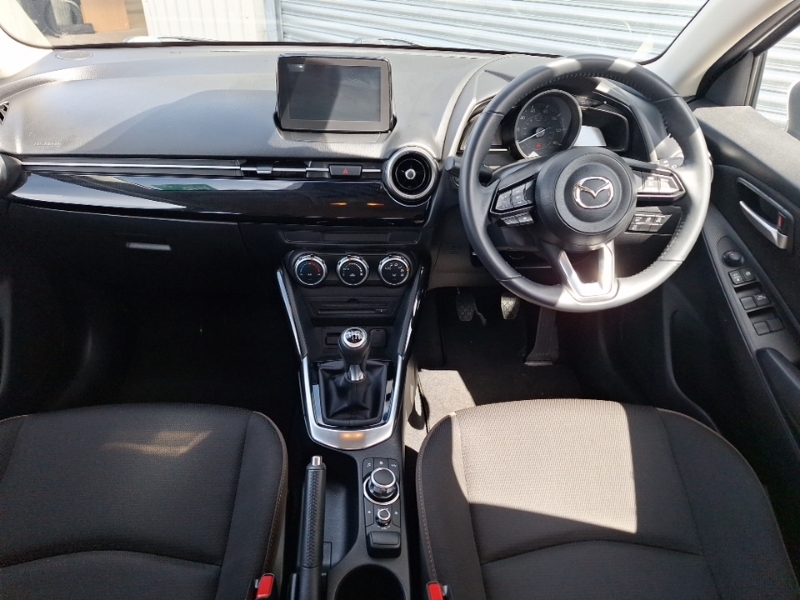 Mazda 2 1.5 Skyactiv G Se-l Nav SM70KKE White #3