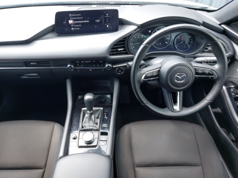 Mazda 3 2.5 E-skyactiv G Mhev 140 Exclusive-line White #3