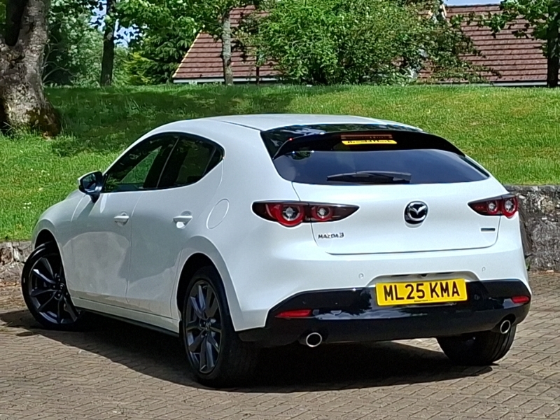Mazda 3 2.5 E-skyactiv G Mhev 140 Exclusive-line White #2