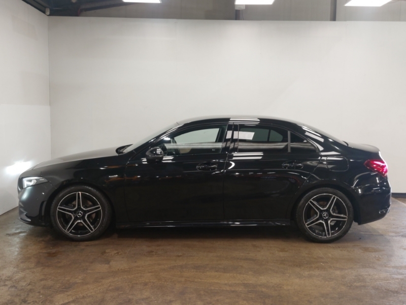 Mercedes-Benz A Class A180 Amg Line Executive Edition Black #4