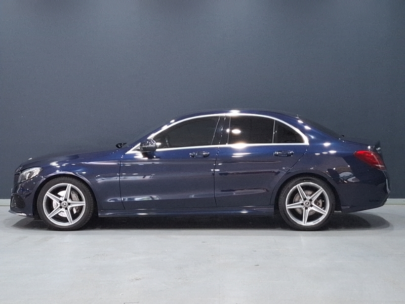 Mercedes-Benz C Class C220d Amg Line 9G-tronic Blue #4