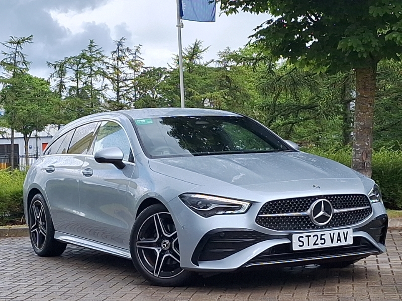 Mercedes-Benz CLA Class Cla 180 Amg Line Executive Tip Silver
