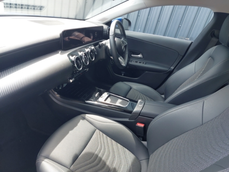 Mercedes-Benz CLA Class Cla 180 Sport Edition Tip Blue #5