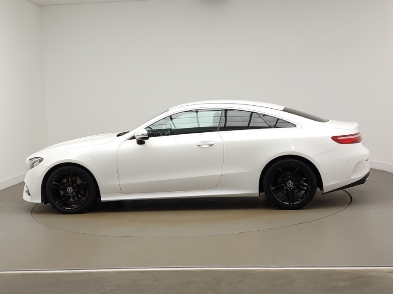 Mercedes-Benz E Class E300 Amg Line 9G-tronic White #4