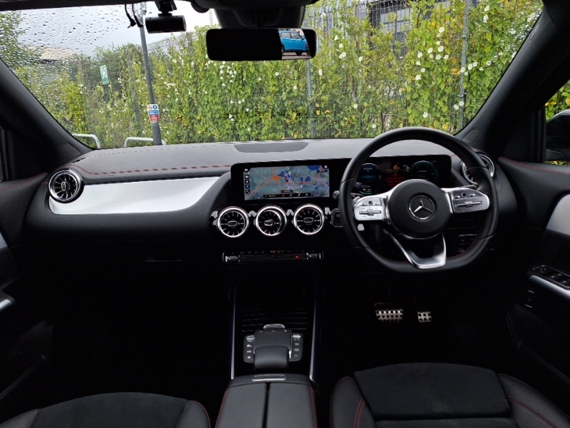 Mercedes-Benz EQA Eqa 250 140Kw Amg Line 70.5Kwh Black #3