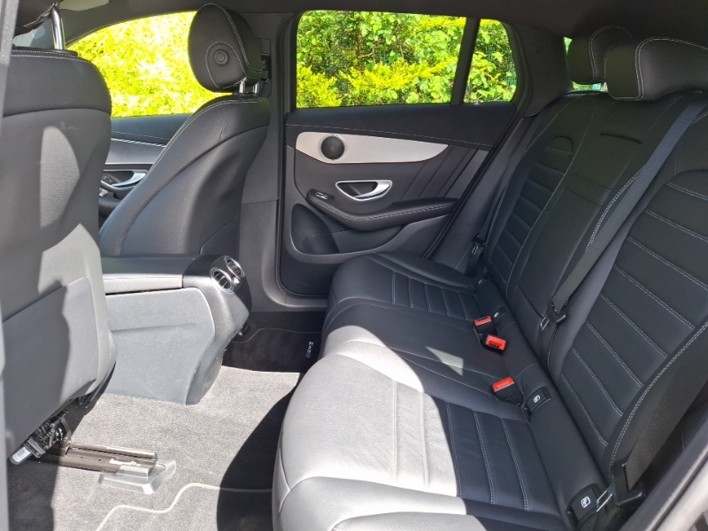 Mercedes-Benz EQC Eqc 400 300Kw Amg Line Edition 80Kwh Black #6