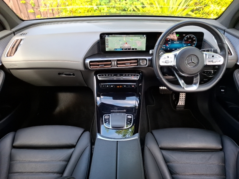 Mercedes-Benz EQC Eqc 400 300Kw Amg Line Edition 80Kwh Black #3