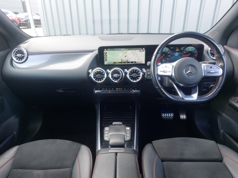 Mercedes-Benz GLA Class Gla 180 Amg Line Premium AO71OTB White #3