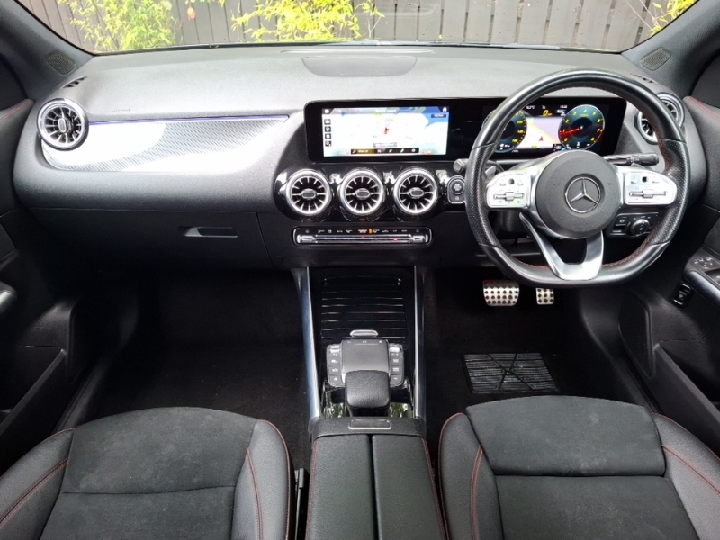 Mercedes-Benz GLA Class Gla 200 Amg Line Premium Black #3