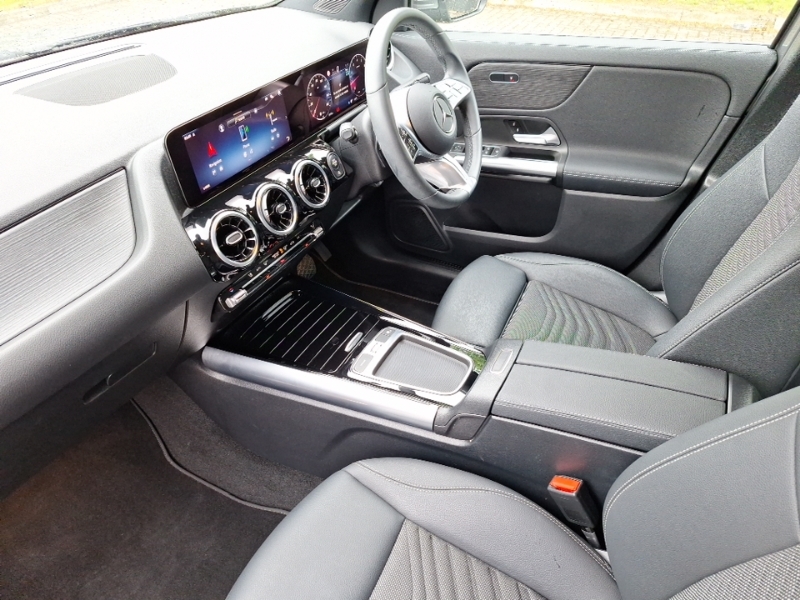 Mercedes-Benz GLA Class Gla 180 Sport Edition Grey #5