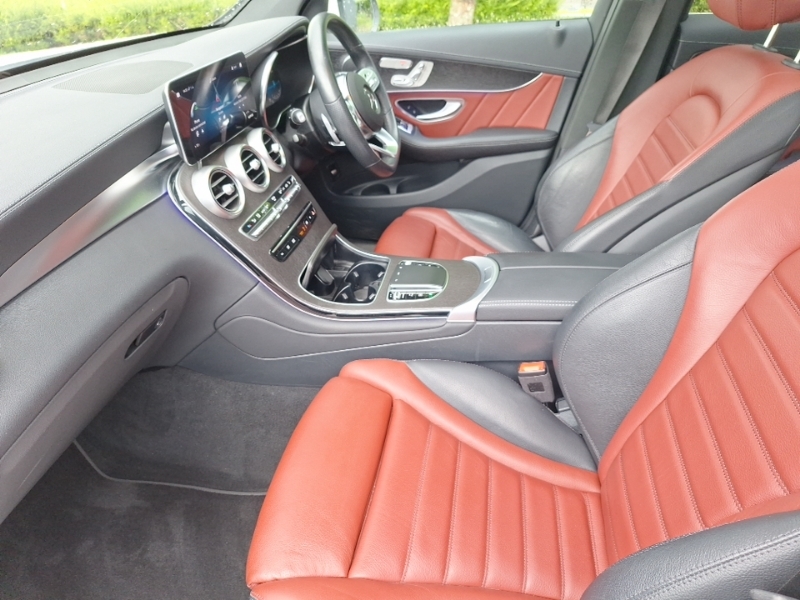 Mercedes-Benz GLC Class Glc 220D 4Matic Amg Line Premium Pls 9G-tronic SR22HJE White #5