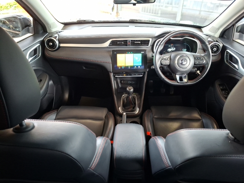MG ZS 1.5 Vti-tech Exclusive Black #3