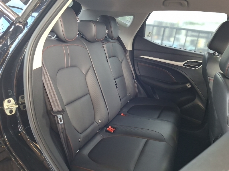MG ZS 1.5 Vti-tech Exclusive Black #6
