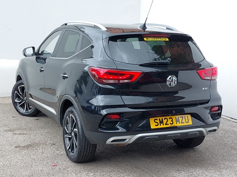 MG ZS 1.5 Vti-tech Exclusive Black #2