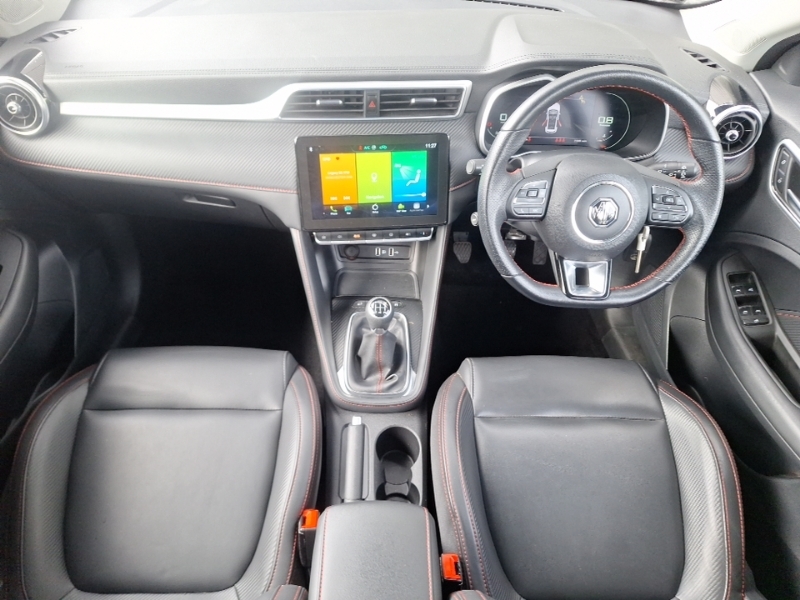 MG ZS 1.5 Vti-tech Exclusive Black #3
