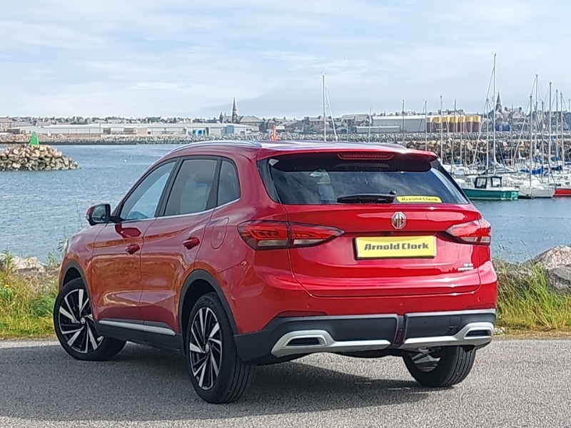 MG ZS 1.5 Hybrid Trophy Red #2