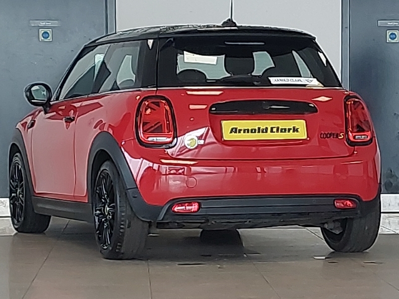 Mini Hatch 135Kw Cooper S Level 2 33Kwh Red #2