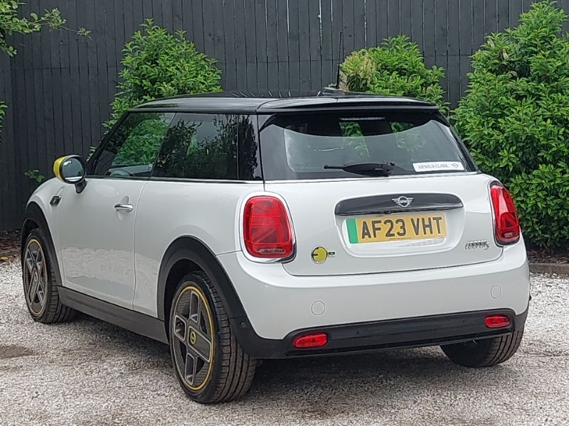 Mini Hatch 135Kw Cooper S Level 2 33Kwh AF23VHT White #2