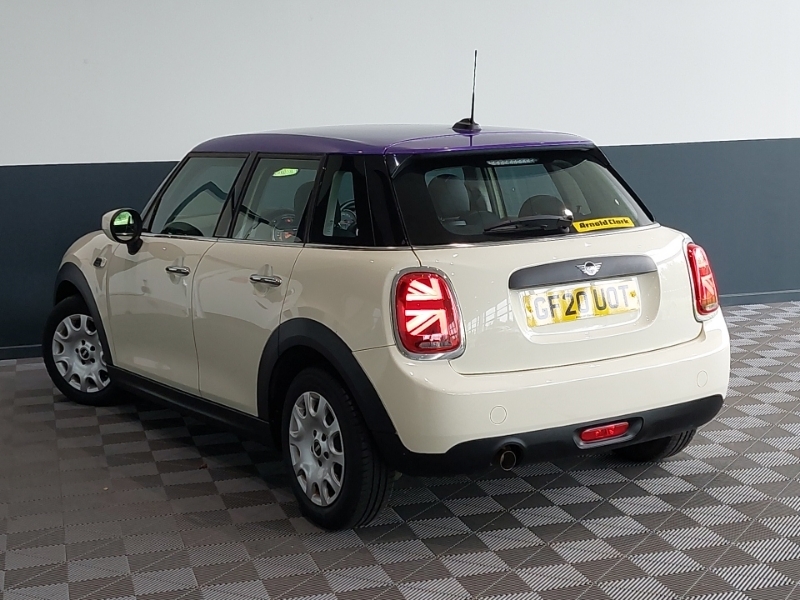 Mini Hatch 1.5 One Classic II Comfortnav Pack GF20UOT White #2