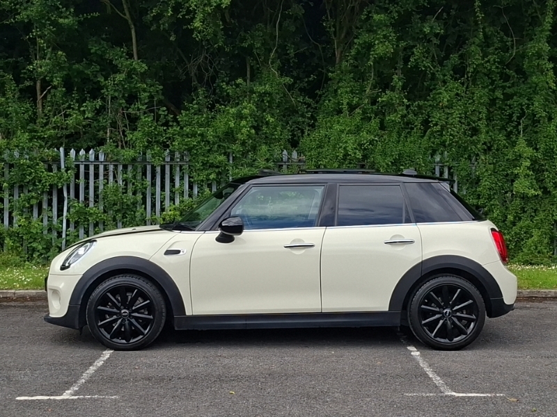 Mini Hatch 1.5 Cooper II White #4