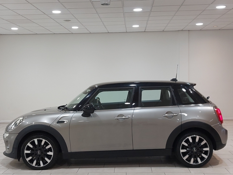 Mini Hatch 1.5 Cooper Exclusive II Silver #4