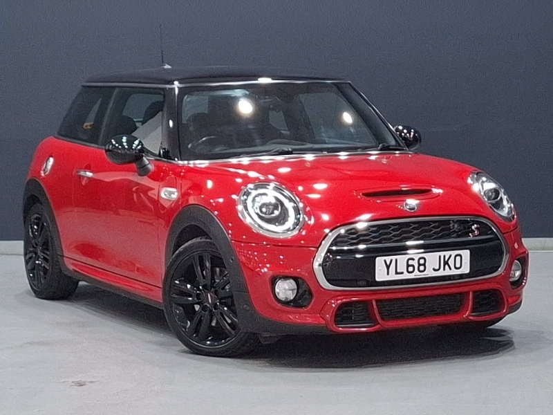 Mini Hatch 2.0 Cooper S Sport II Red