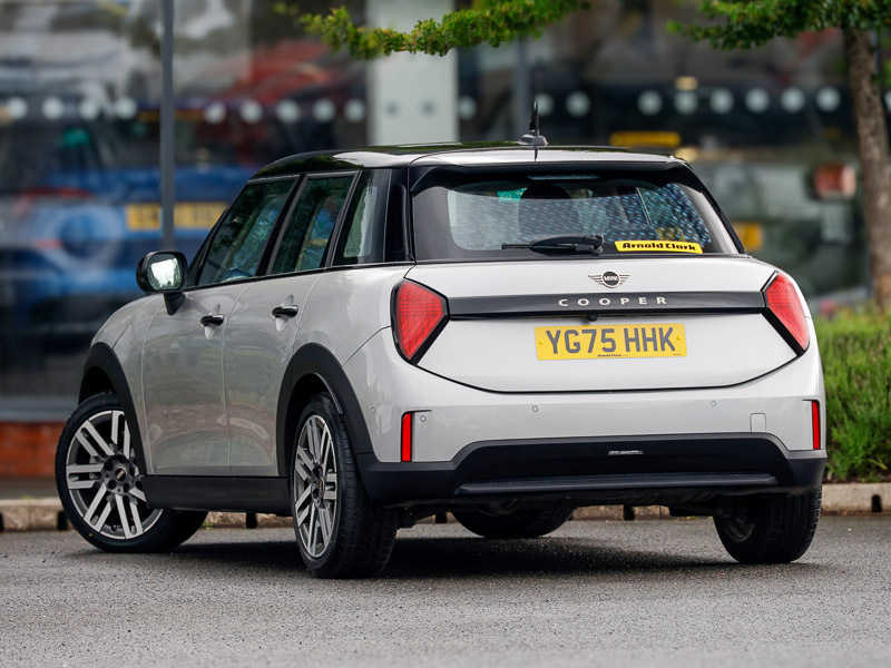 Mini Hatch 1.5 C Classic YG75HHK Silver #2
