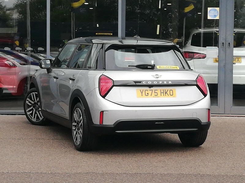 Mini Hatch 1.5 C Classic YG75HKO Silver #2