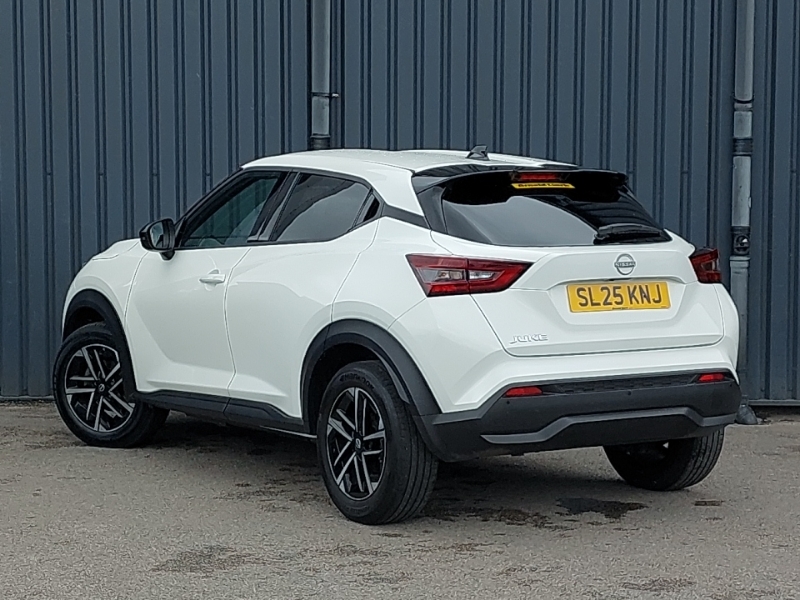 Nissan Juke 1.0 Dig-t N-connecta White #2