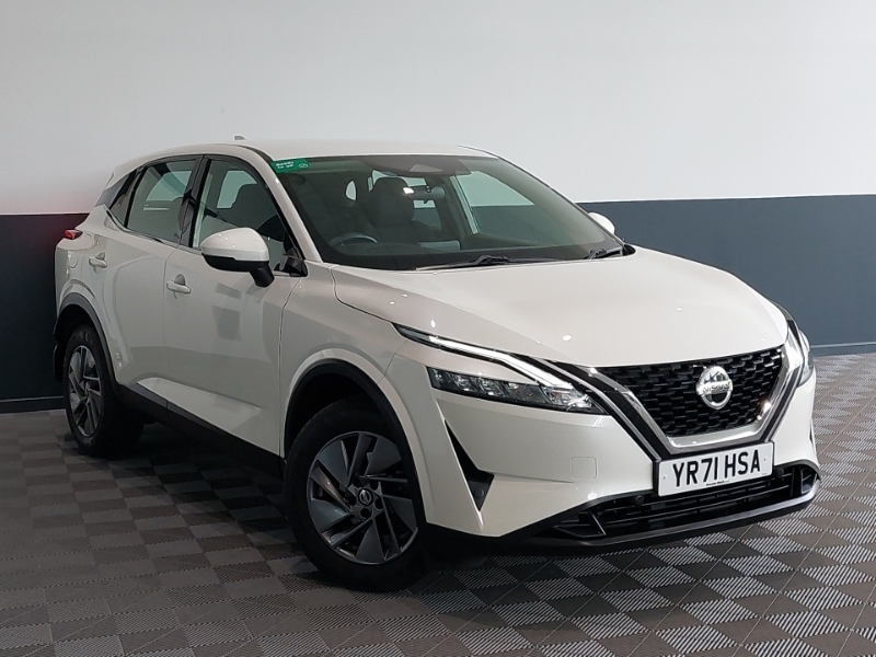 Nissan Qashqai 1.3 Dig-t Mh 158 Acenta Premium Xtronic White