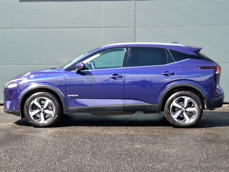 Nissan Qashqai 1.5 E-power N-connecta Glass Roof AVZ7735 Blue #4