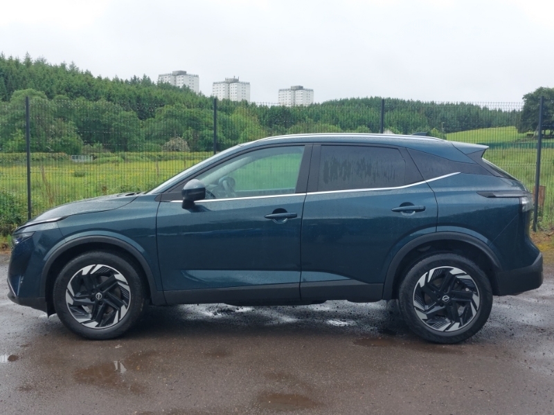 Nissan Qashqai 1.3 Dig-t Mh N-connecta SM25FVT Green #4