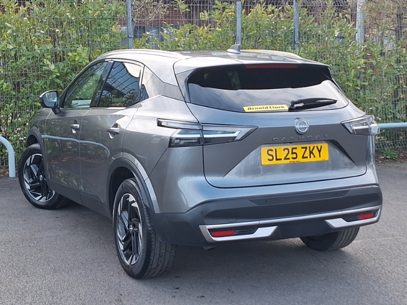 Nissan Qashqai 1.3 Dig-t Mh 158 N-connecta Glass Rf Xtronic SL25ZKY Grey #2