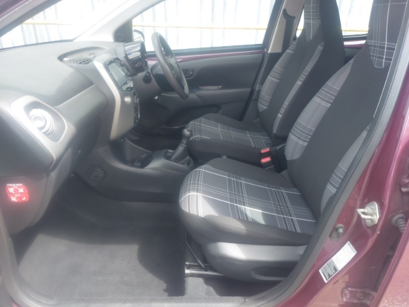 Peugeot 108 1.0 Active Purple #5